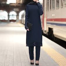 Agar anda tetap bisa menjelajahi destinasi meskipun sedang musim salju di turki, anda perlu menyiapkan pakaian yang bisa menerjang dingin, seperti jaket tebal, long jhon. Traditional Jubah Traditional Wear Prices And Promotions Women S Clothing Apr 2021 Shopee Malaysia