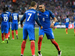 After defeating the side that few thought would get to where it did, france turns its attention to the side that's likely its toughest remaining foe on the quest to lifting the euro 2016 trophy on home soil. Euro 2016 Germany V France Live Chat Never Manage Alone