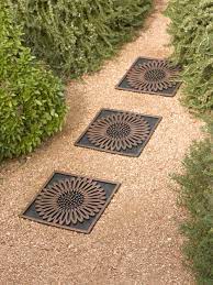Recycled Rubber Paver Daisy Stepping Stone Gardener S Supply Garden Stepping Stones Garden Pavers Recycled Rubber Pavers