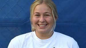 Alyssa Meyer's Instagram, Twitter & Facebook