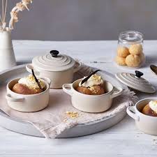 Pretty little stoneware ovens—perfectly sized for single servings—are made from enameled stoneware for even temperature distribution. Le Creuset Petite Round Stoneware Casserole Dish 250ml 10cm Shopee Malaysia