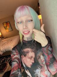 Danielle Sophia (@danisophia.official) • Instagram photos and videos