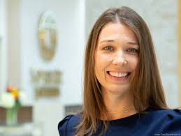 Leslie Bates, Forvis Mazars LLP, among TBJ's Outstanding Women in Business  2025