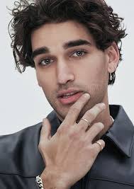 Fan Casting Nicholas Galitzine as Kevin "Malcolm" Doyle (Hollywood Remake)  in 27 Dresses 2008 Reboot