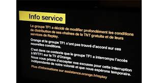En vous aidant des touches directionnelles et de la touche ok, appuyez sur tv puis replay / tv à tous les programmes disponibles en replay vont alors s'afficher. Tf1 Demande A Orange De Stopper La Diffusion De Ses Chaines