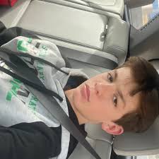 Jackson Beam's Instagram, Twitter & Facebook