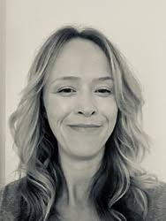 Amber Anaya's Instagram, Twitter & Facebook