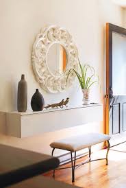 Hol dekorasyonu ve evin girişinde bulunan eski model portmanto ve ayakkabılıklar için modern tasarım çizgilerine sahip çok şık ürünler geliştiren vivense, antre ve hol. Antre Dekorasyonu Nasil Olmali Antre Tasarimlari Fikirleri