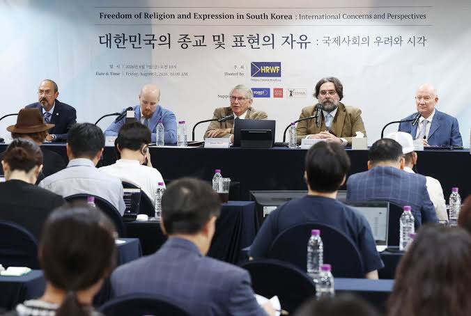 Rights groups press Seoul over detention of Shincheonji leader - LiCAS.news | Light for the Voiceless
