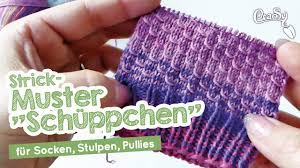 Wie du von der spitze beginnst, habe ich dir ja bereits mit dem letzten video gezeigt. Super Einfaches Sockenmuster Strickmuster Schuppchen Strickmuster Easy Sockenstricken Anfanger Youtube