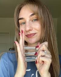 Suzette Olsen's Instagram, Twitter & Facebook