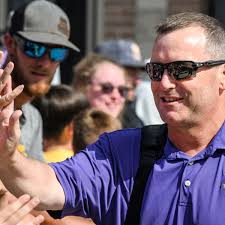 LSU's Jay Johnson juggling portal, settlement issues in CWS