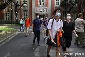 Jun 09, 2021 · 疫情緣故，今年大學指考延後到7月28日至30日舉行，大學考試入學分發委員會昨表示，受此影響，今年考試分發入學改為8月31日放榜，是有史以來最晚。 å¤§å­¸æŒ‡è€ƒè‹¥å› é¢±é¢¨è¦å»¶æœŸå¤§è€ƒä¸­å¿ƒ é è¨ˆ1é€±å…§è£œè€ƒ Ettodayæ–°èžé›² Line Today