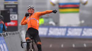 Volgende zaterdag staan mathieu van der poel en wout van aert aan de start van de cross in gullegem. Cross Wm Mathieu Van Der Poel Holt Sich Vierten Titel In Duell Mit Wout Van Aert Eurosport