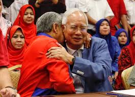 Dalam sesi pemilihan parti itu. Najib Razak Steps Down From Bn Umno Leadership Posts Today
