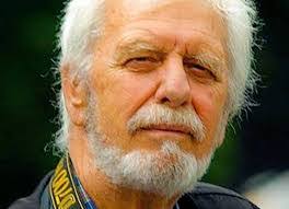 Bruce Wick's Instagram, Twitter & Facebook