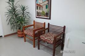 Utiliza los troncos tal y como los encuentras o bien dales un toque con pintura o barniz. Fashion World Spain Mesas Hechas De Tronco De Arbol Con Resina En Cali Valle La Madera De Paulownia O Kiri Caracteristicas Y Usos Maderame See Authoritative Translations Of Tronco De Arbol In