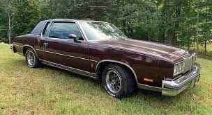 307 v8 engine, electric seats and windows, no cuts or tears on the interior or exterior of the car, pioneer detachable face radio/cd player, alarm, 20 chrome rims. Hemmings Find Of The Day 1980 Oldsmobile Cutlass Supreme Brougham Hemmings