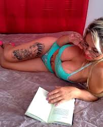 Sheila Bellaver Caminhoneira (passa p lado) : rCelebsBR