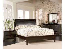 Phoenix Low Profile Bedroom Set Http Www Maxfurniture Com Clearance Phoenix Low Profile Bedroom Set Free King U Platform Bedroom Sets Bed Furniture Furniture