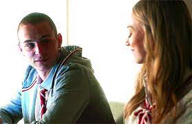 This is a new account dedicated to aron, here you can find all of his pics and videos. Y La Birra Donde Esta Aron Piper And Ester Exposito Elite Season 3