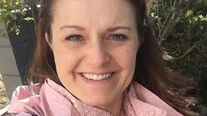 If women do not hold a family wallet in your own country, it might actually be a surprise to those japanese women, just like you are surprised that women hold a family wallet in japan. The Truth About Robyn From Sister Wives