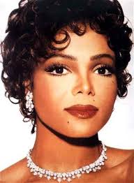 Danielle Finister (daniellefinister)