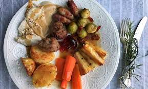 On sundays the main meal of the day is often eaten at midday instead of in the evening. Planning The Perfect Christmas Dinner English Mum
