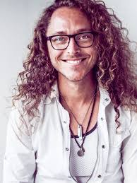 Storsatsningen Simply Sting har premiär i länet