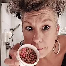 Iv-Global: Inner Health and Beauty Explored