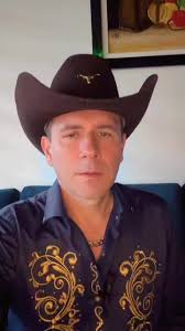 Cabalgata comunera #cabalgatacomuera #puentenacional #santander #cabalgata  #comunero #alcaldiadepuentenacional #elreydelascabalgatasencolombia  #seguidores #cabalgatasantander #cabalgatacolombia ...