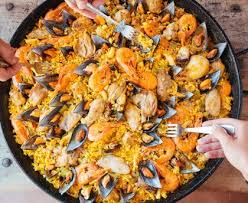 Paella Fruits De Mer Chorizo Et Poulet De Patou Recette En 2020 Paella Recette Recettes De Cuisine Paella