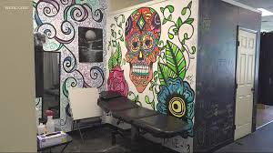 Hollywood ink tattoos is a professional tattoo and piercing shop located in charlotte, north carolina. Charlotte Tattoo Shop Reopens Defying State Order Wcnc Com