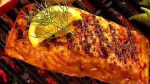Perasakan dengan garam secukupnya dan sedikit gula. Resepi Salmon Grill Diet
