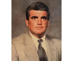 Dan Drayton's Instagram, Twitter & Facebook