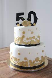 Lol puppen, lol haustiere sie können jedes bild online von unserer website drucken, kolorieren und die perfekte ergänzung zum alles gute zum geburtstag! Feines Handwerk Champagner Torte Zum 50 Geburtstag Lasst Die Korken Knallen Auf Ein Aufregendes Jahr 2017