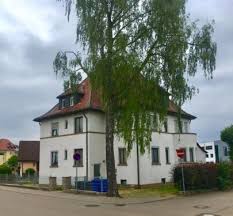 In ellwangen, 14 km von aalen entfernt, bietet das waldhotel rainau einen garten und kostenfreies wlan. 4 Zi Wohnung Mit Garage In Lauflage Zur Innenstadt Ellwangen In Baden Wurttemberg Ellwangen Jagst Etagenwohnung Mieten Ebay Kleinanzeigen