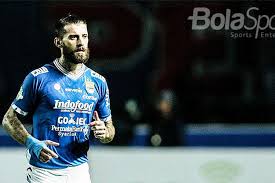 Mantan pemain persib bandung, bojan malisic, terharu dengan perhatian bobotoh. Kembali Ke Persib Bojan Malisic Hapus Rumor Dicoret