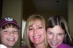 Reanna Hall's Instagram, Twitter & Facebook