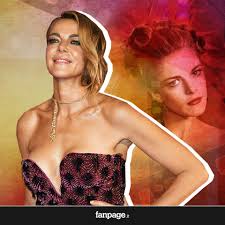 Incontriamo claudia gerini dopo una visita ai musei vaticani con la nostra guida. Fanpage It Tantissimi Auguri A Claudia Gerini Che Oggi Facebook
