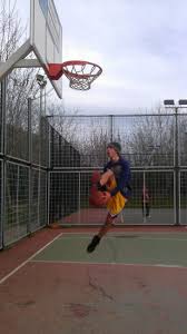 Basketbol Bacak Arasi 2 Basketbol Bacaklar