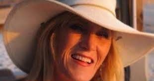 Melody Schuler's Instagram, Twitter & Facebook