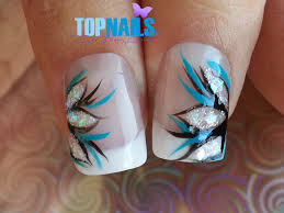 ¿qué son las uñas acrílicas de moda 2020? Unas Acrilicas Francesas Con Disenos Florales Pintados A M Flickr