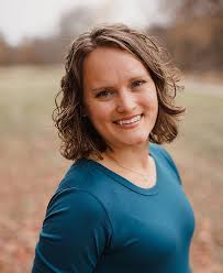 Dr. Jamie Wagner Finds Her Passion with Economics Curriculum Project For  High School Students