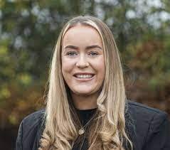 Lindsey Gerlinger's Instagram, Twitter & Facebook