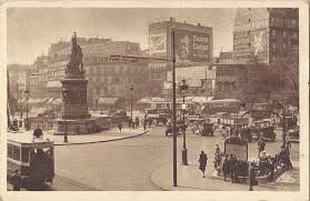 Place De Clichy Tramway Et Autobus Paris Vintage Paris Carte Postale
