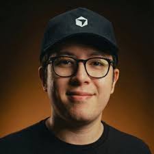 Leo Antunes (@lenxism)