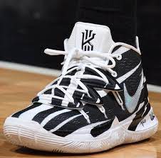 Jetzt 407 kyrie irving schuhe im preisvergleich auf preisfin vergleichen und aktuelle angebote mit günstigen preisen. 91 Kyrie Irving Kicks Ideen In 2021 Schuhe Basketball Schuhe Neue Sneaker