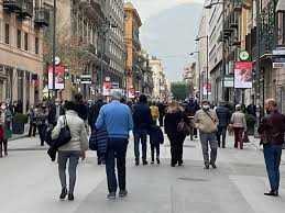 In netto miglioramento la situazione covid in abruzzo, che va verso la zona gialla. La Sicilia Ora Spera Nella Zona Gialla E Nelle Riaperture Dal 3 Maggio In Calo Contagi E Ricoveri Giornale Di Sicilia