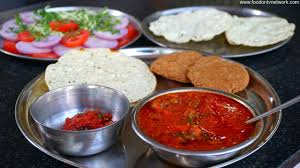 Lunch this sunday on a hearty gujarati thali by archana s. Special Gujarati Dinner At Rajkot Mini Thali Indian Food Ranger In Hindi Youtube